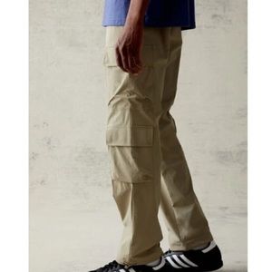 Olive/tan cargo pants